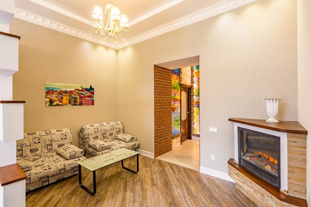 Vip Apartments Lviv Exteriör bild